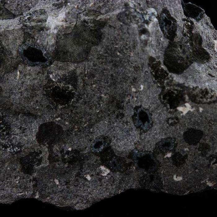 Pumpellyite 276.6 carats