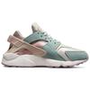 Nike Женские кроссовки Air Huarache One Mile Social Club Зеленый светло-оревудно-коричневый Dusty Sage DQ4990-104
