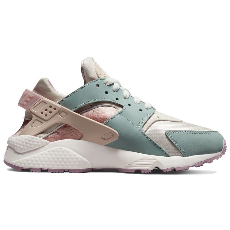 Nike Женские кроссовки Air Huarache One Mile Social Club Зеленый светло-оревудно-коричневый Dusty Sage DQ4990-104