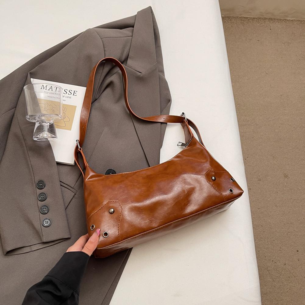 Женская ретро сумка через плечо с заклепками, сумка из искусственной кожи с металлическими заклепками, большая вместительная сумка, мягкая кожаная сумка подмышку, модная женская сумка подмышку