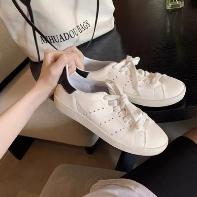 Версия из коровьей кожи~ Виноградный того же цвета, что и кожа, ощущение ходьбы по дерьму, дышащие на шнуровке на толстой подошве, повседневные маленькие белые туфли, женские