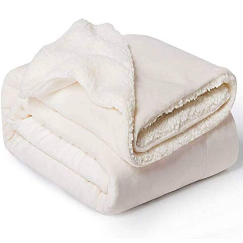 Однотонное толстое полиэстеровое плюшевое одеяло с двойным слоем для тепла для использования во время сна