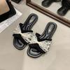 French Pearl Slippers Women's Summer Wear 2025 New Fairy Small Fragrant Style Fashion Flat Bottom One Word Beach Cool Slippers