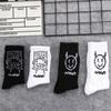 Women Mid Tube Street Style Hip Hop Breathable Skateboard Socks Cotton Unisex Hosiery Sports Socks