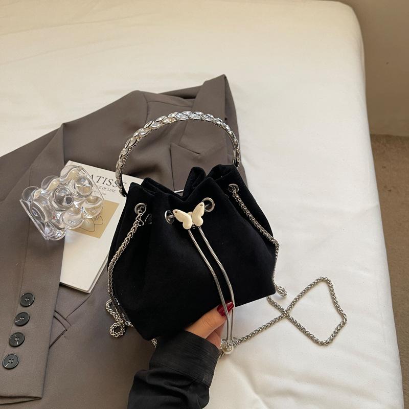 Премиальная сумка-ведро на цепочке Новая женская повседневная бархатная портативная темпераментная сумка-мессенджер для通勤