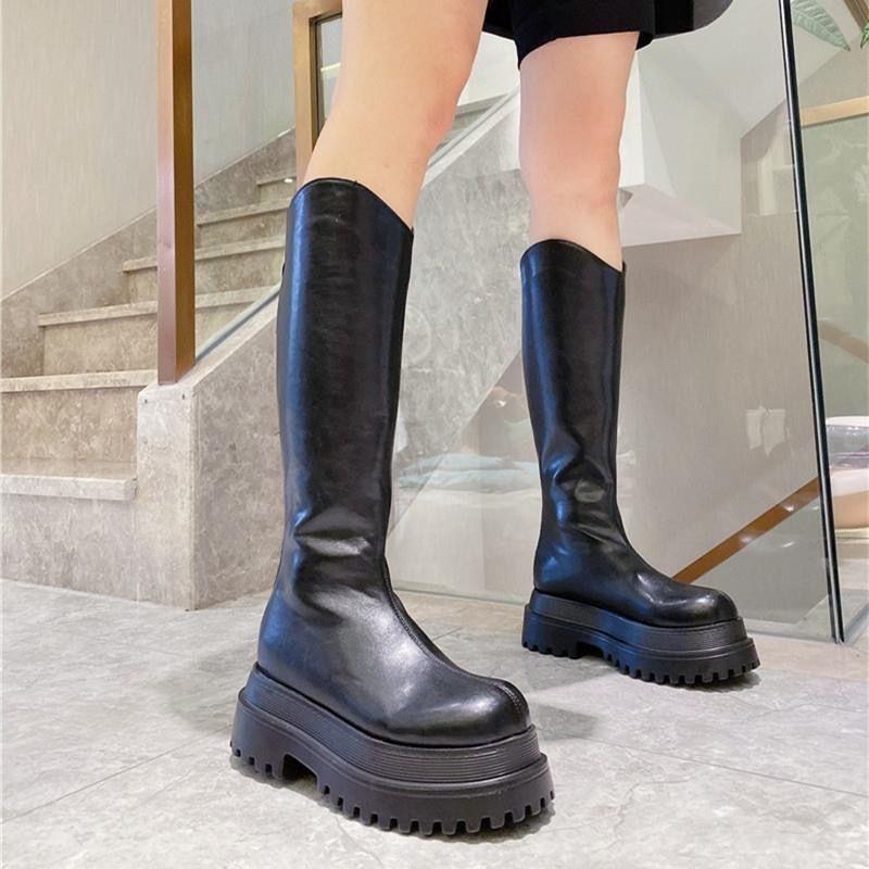 Европейские сапоги Сапоги рыцаря Женские 2025 осень и зима на толстой подошве сапоги-маффины Мотоциклетные сапоги Облегающие сапоги