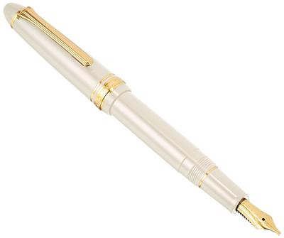 Sailor fountain pen Profit Standard Ivory Music 11-1219-917