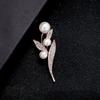 Bouquets Large Brooches High-end Brooches for Women Retro Anti-glare Buttons Sweater Pins Pearl Jewelry Accessories
