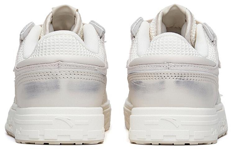 Women's Sneakers ANTA Street Naughty Low 'White Grey' Women's