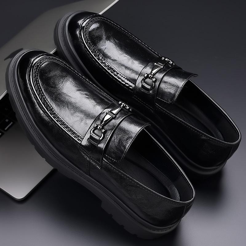 High Quality Men Casual Leather Doudou Shoes Lightweight Loafers Casual Business Dress Shoes England Comfy Flat Designer Shoes