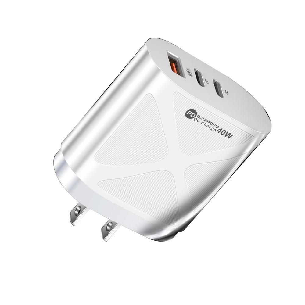 Светодиодный мобильный зарядник 2,4А USB + 2PD Type-C Спецификация EU/US