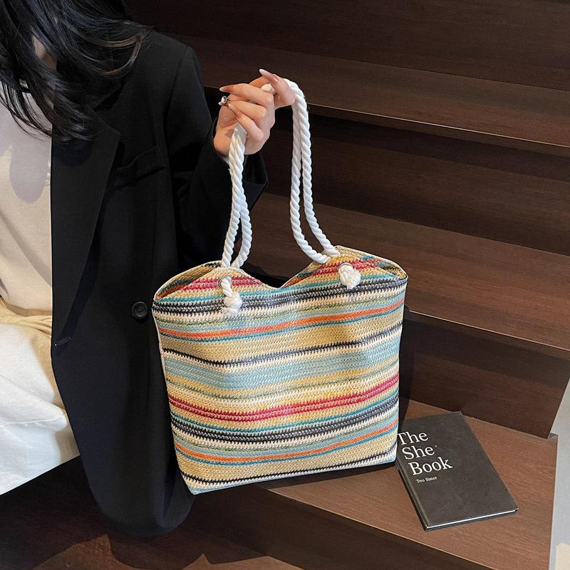 Вместительная летняя универсальная сумка-тоут на одно плечо для отдыха на море и поездок на пляж