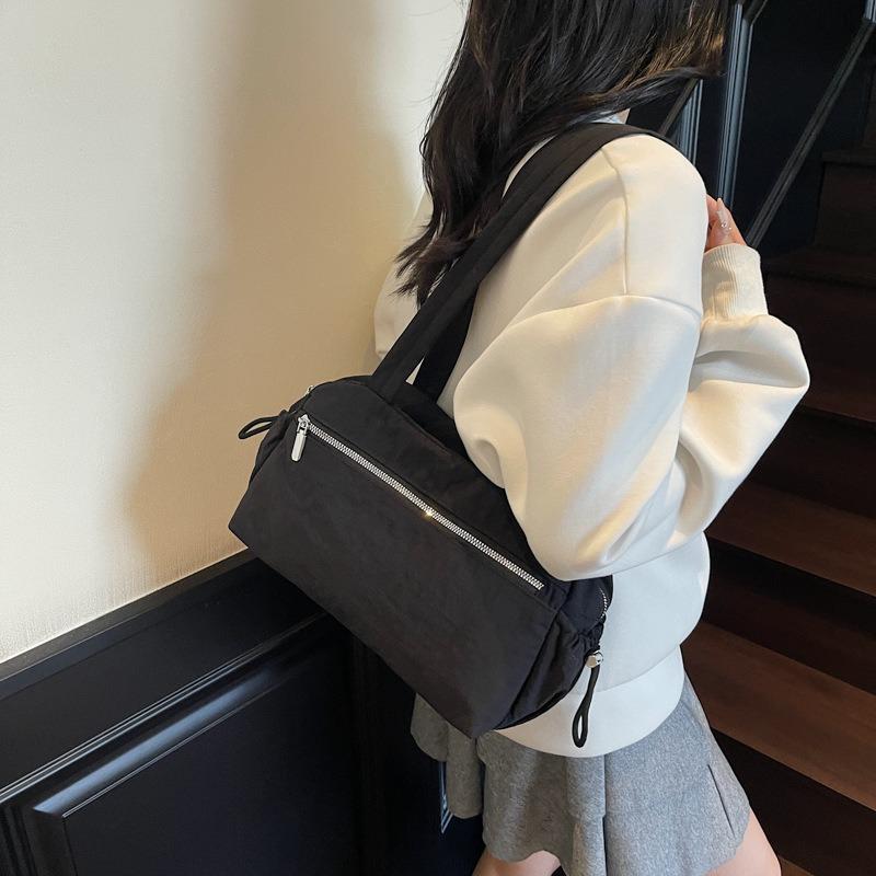 Популярная легкая тканевая сумка женская новая большая вместительная универсальная на плечо подмышку повседневная сумка-подушка