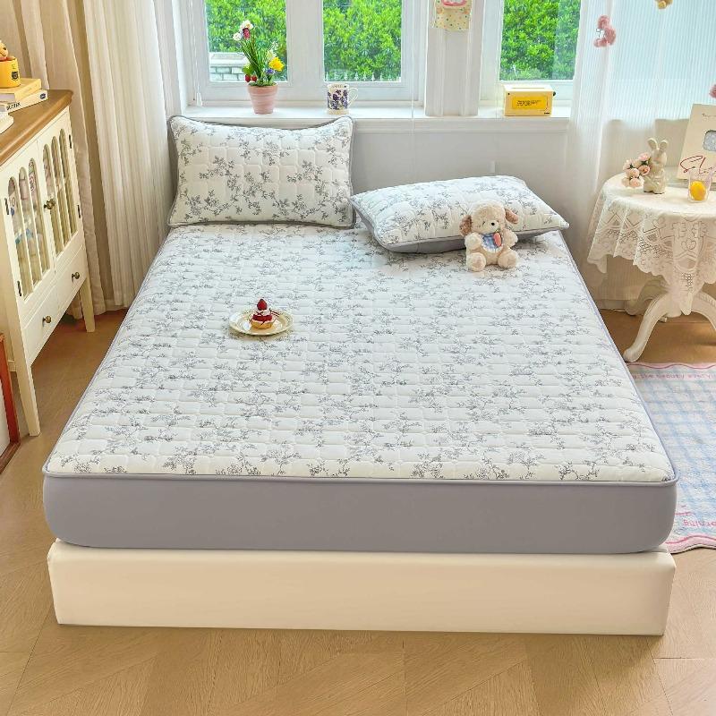 Single-piece Washed Cotton Mattress Universal in All Seasons 2026 New Padded Mattress Cover