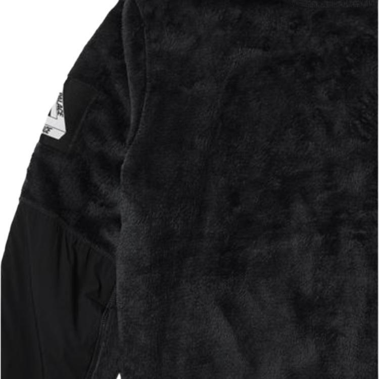 PALACE ULTIMO FW23 Velvet feel Coat Unisex Black P25CS139