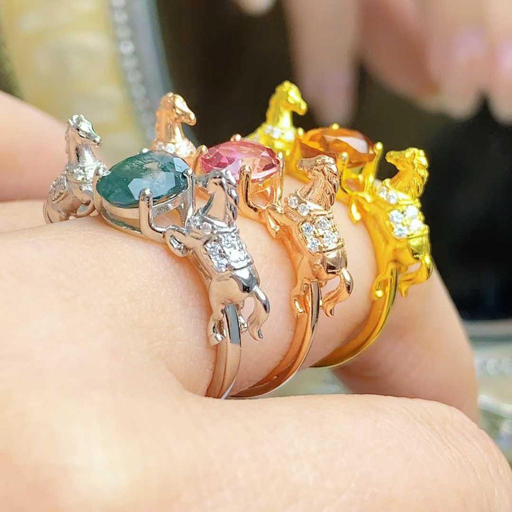 Открытое кольцо из стерлингового серебра 925 пробы с натуральными драгоценными камнями и дизайном лошади - Роскошное ощущение высокого класса