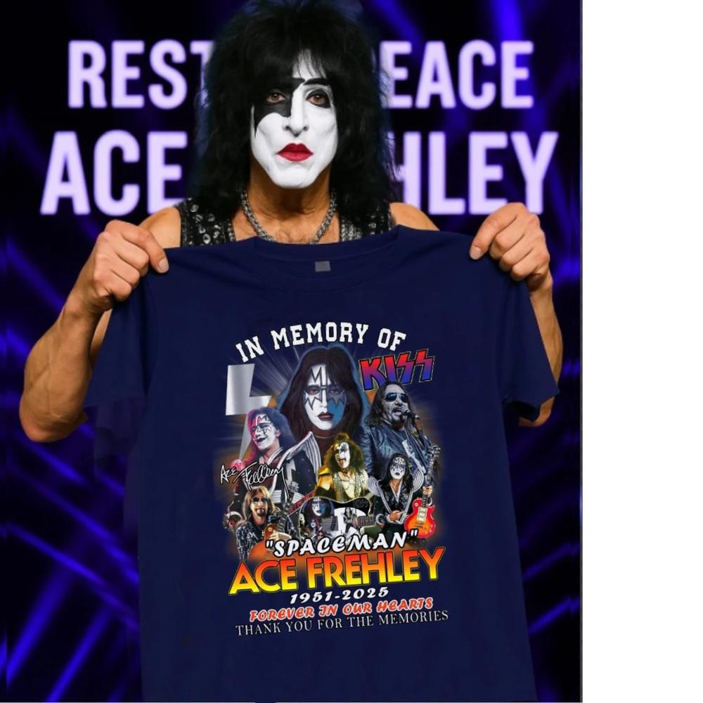 Астронавт Эйс Фрейли Навсегда В Наших Сердцах Футболки Темно-синие Унисекс S-5XL SG767 Унисекс Футболка