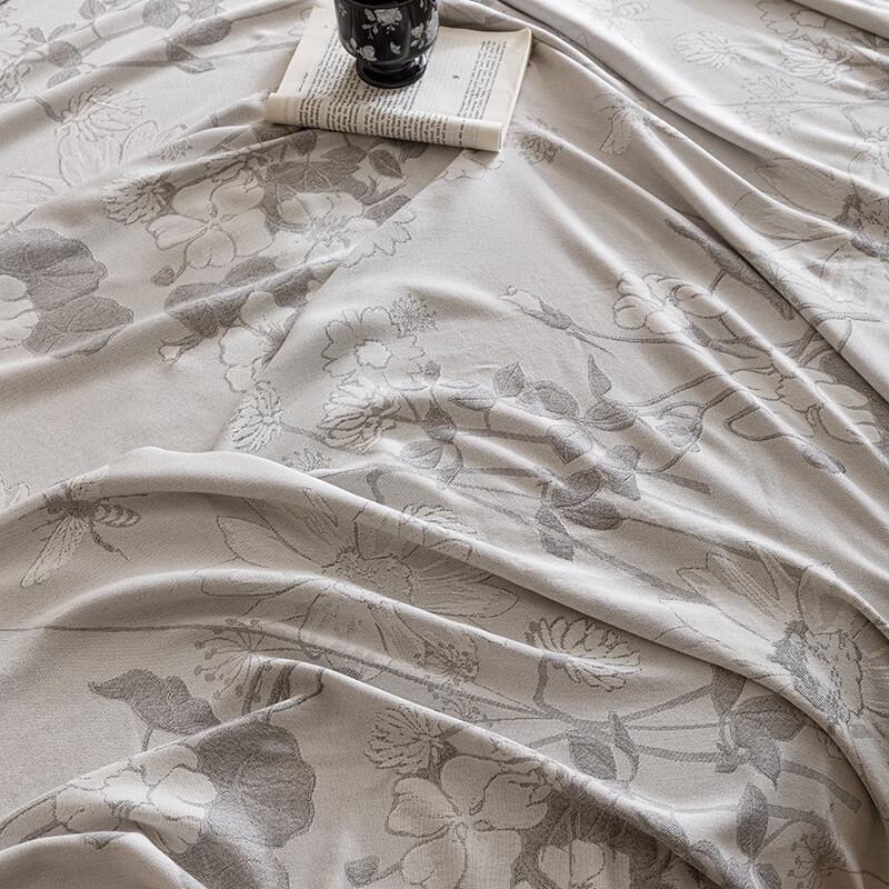 Летнее одеяло из бамбукового волокна с охлаждающим эффектом