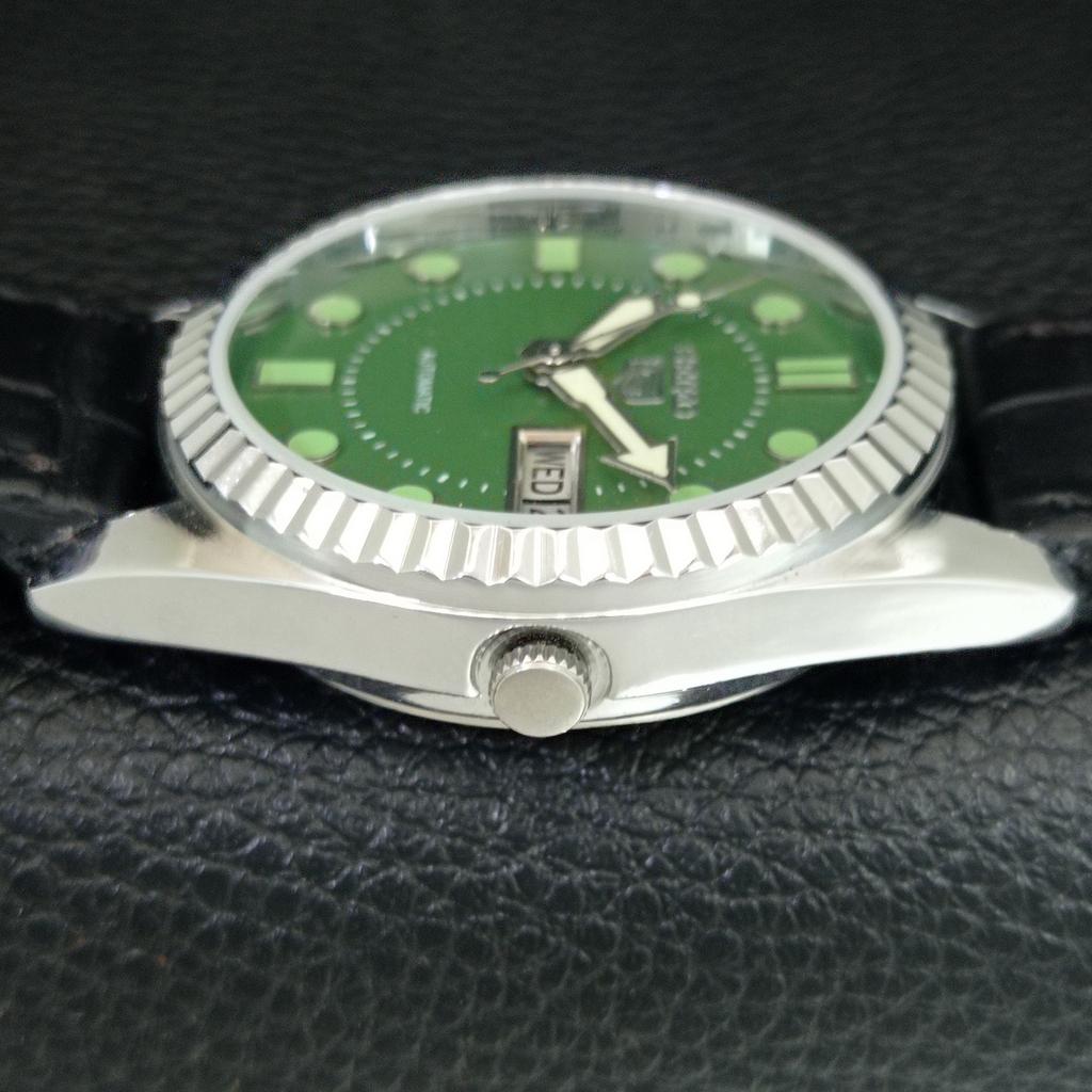 ЯПОНСКИЕ ВИНТАЖНЫЕ ОТРЕМОНТИРОВАННЫЕ АВТОМАТИЧЕСКИЕ МУЖСКИЕ ЧАСЫ SEIKO 5 С ЗЕЛЕНЫМ ЦИФЕРБЛАТОМ a444256-1