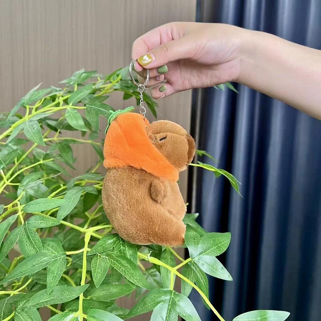 Забавный плюшевый брелок-капибара, красочный дизайн животного, идеально подходит для украшения детской комнаты или сумки