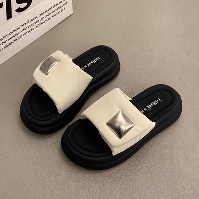 Тапочки женские летние для улицы новые модные на маленькой толстой подошве для увеличения ощущения высокого класса крутые тапочки