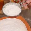Stainless Steel Flour Sieve Fine Mesh Strainer Baking Flour Sifter With Handle Handheld Coffee Powder Mesh Sieve Baking Tools