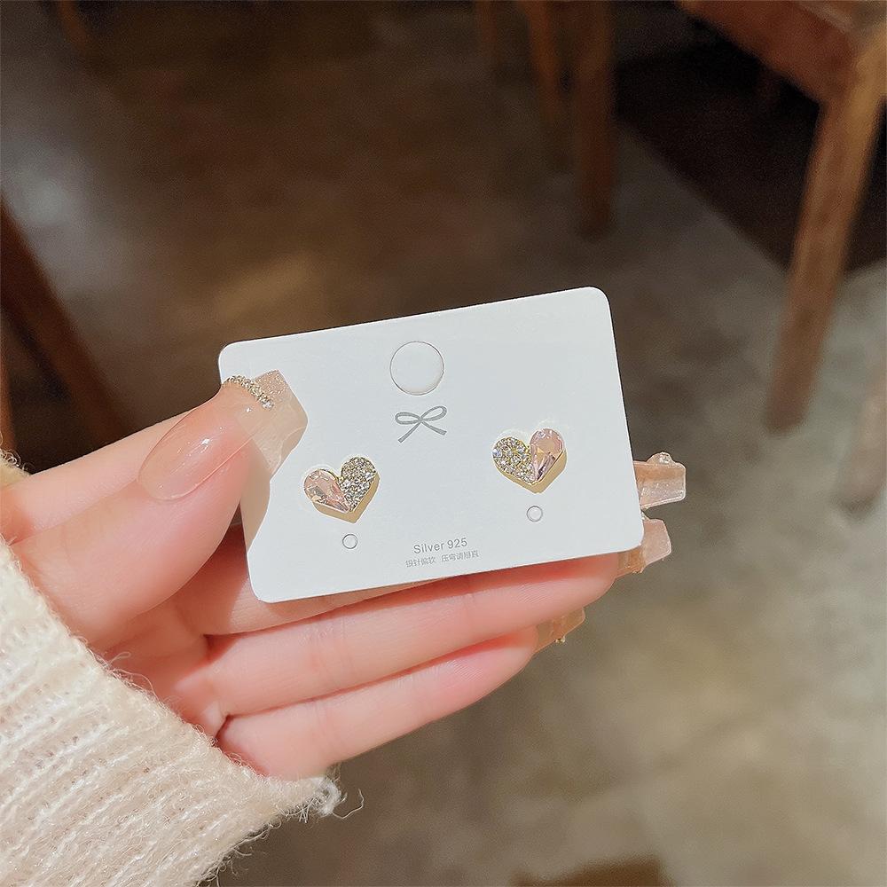 925 Silver Needle Asymmetric Pink Love Earrings Female Exquisite Online Celebrity Earrings with the Same Design Sense.