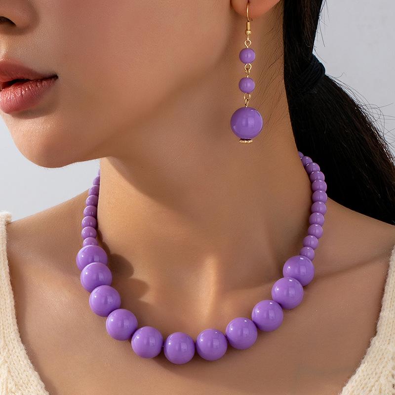 Модные украшения для женщин