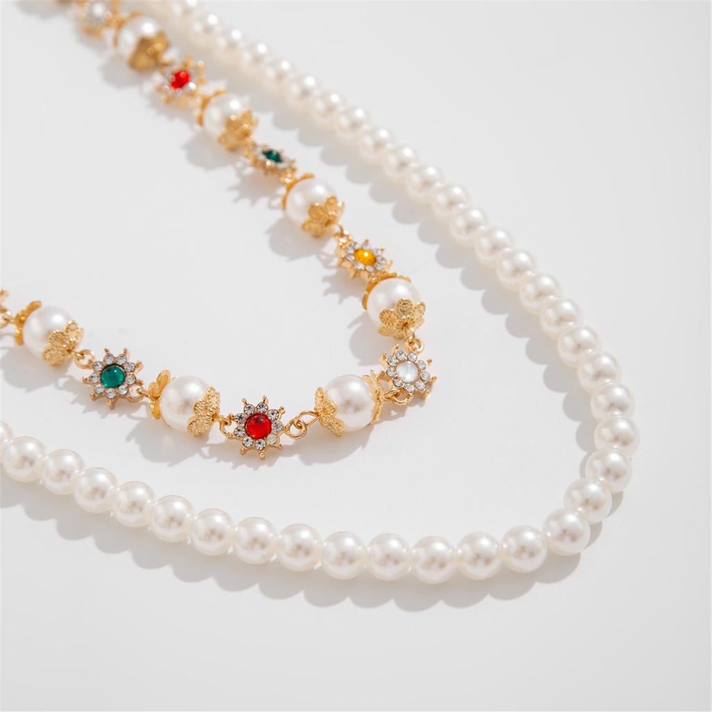 Popular Hipster Waist Chain with Flower Pearl Designs Waist Charm Street Pants Body Chain Trousers Chain Cool Accessory