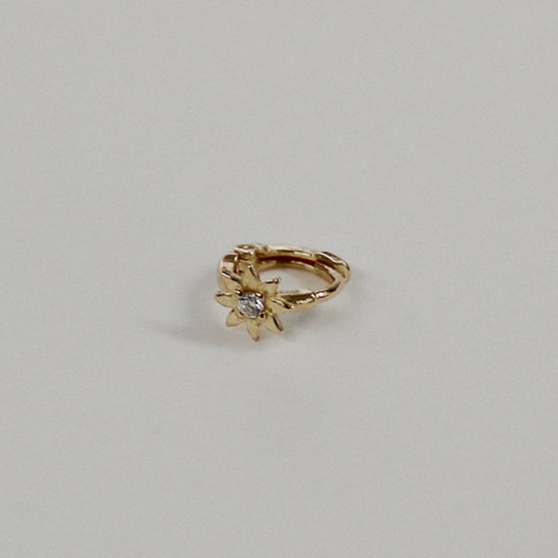 youngglow 14k mini cubic flora one touch earring