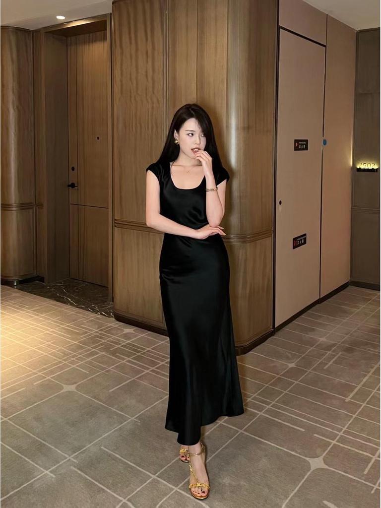 Elegant Fishtail Satin Dress: 2025 Summer Style