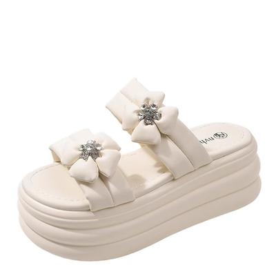 Модные женские тапочки 8 см 2024 года, летняя мода, сладкие женские повседневные туфли на платформе из микрофибры, женские уличные тапочки на каблуках