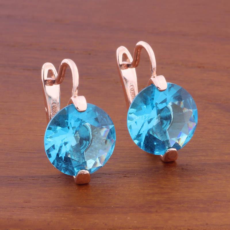 Простые и элегантные круглые серьги с розовым цирконом и застежкой-левербек