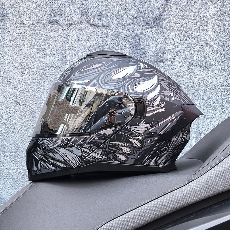 Motorcycle Helmet Men's and Women's Face-off Helmet Summer Locomotive Full Helmet Universal Safety In All Seasons