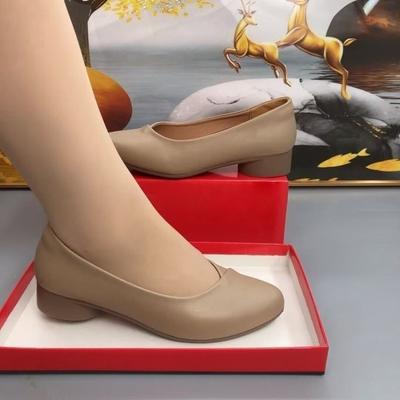 Универсальные остроносые туфли-лодочки женские осенние удобные из мягкой кожи на мягкой подошве рабочие туфли с мелким вырезом на плоской подошве кожаные туфли женская обувь