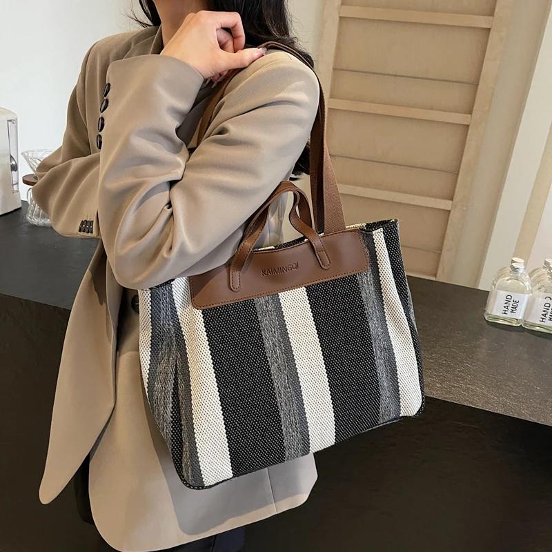 High-capacity Feminine Striped Canvas Bag New Pattern Fashionable Color Collision Travel Bag Versatile