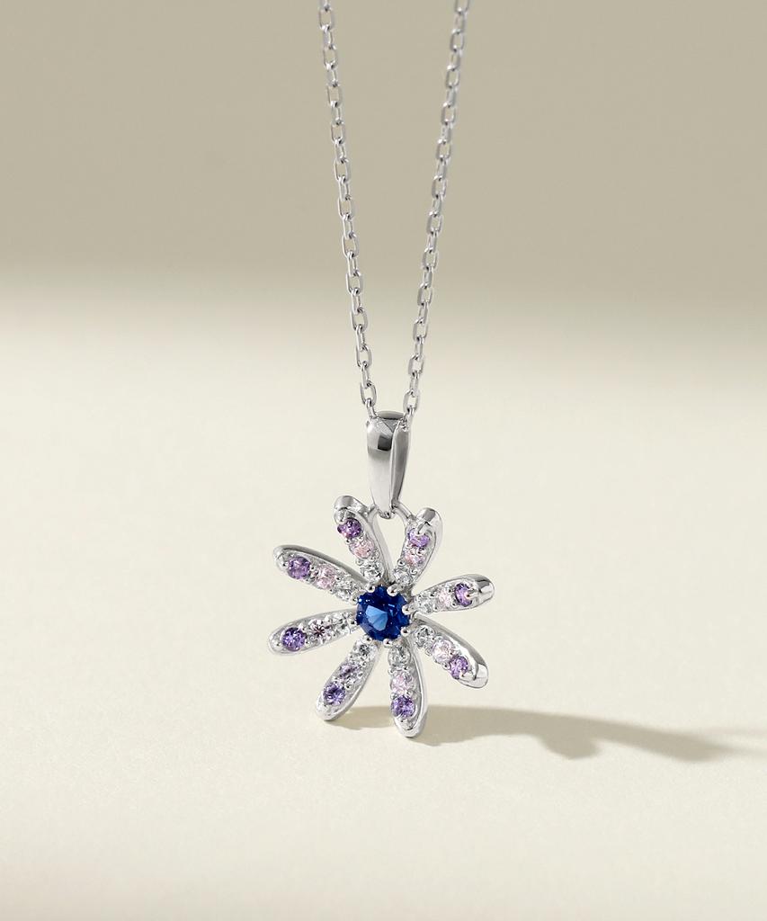 Mcel 14K Meilin Cosmos Necklace