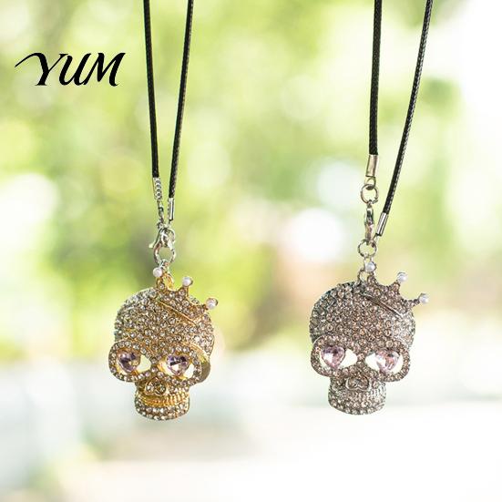 Matte Alloy Skull Pendant Bling Car Hanging Accessories, Rhinestone Head Rear Dynamic Ornament View Mirror Charm, Gothic Halloween for Interior