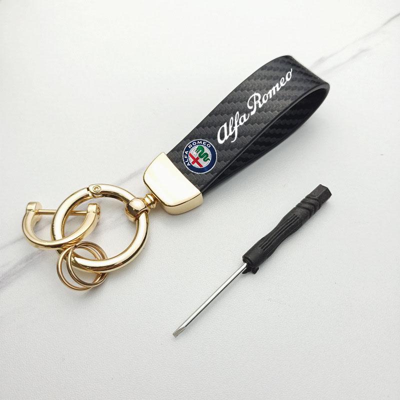 YYCE3 Car Key Chain Carbon Fiber Keychain Key Buckle Key Ring Gift For Alfa Romeo giulia stelvio giulietta 159 147 156 166 Accessories