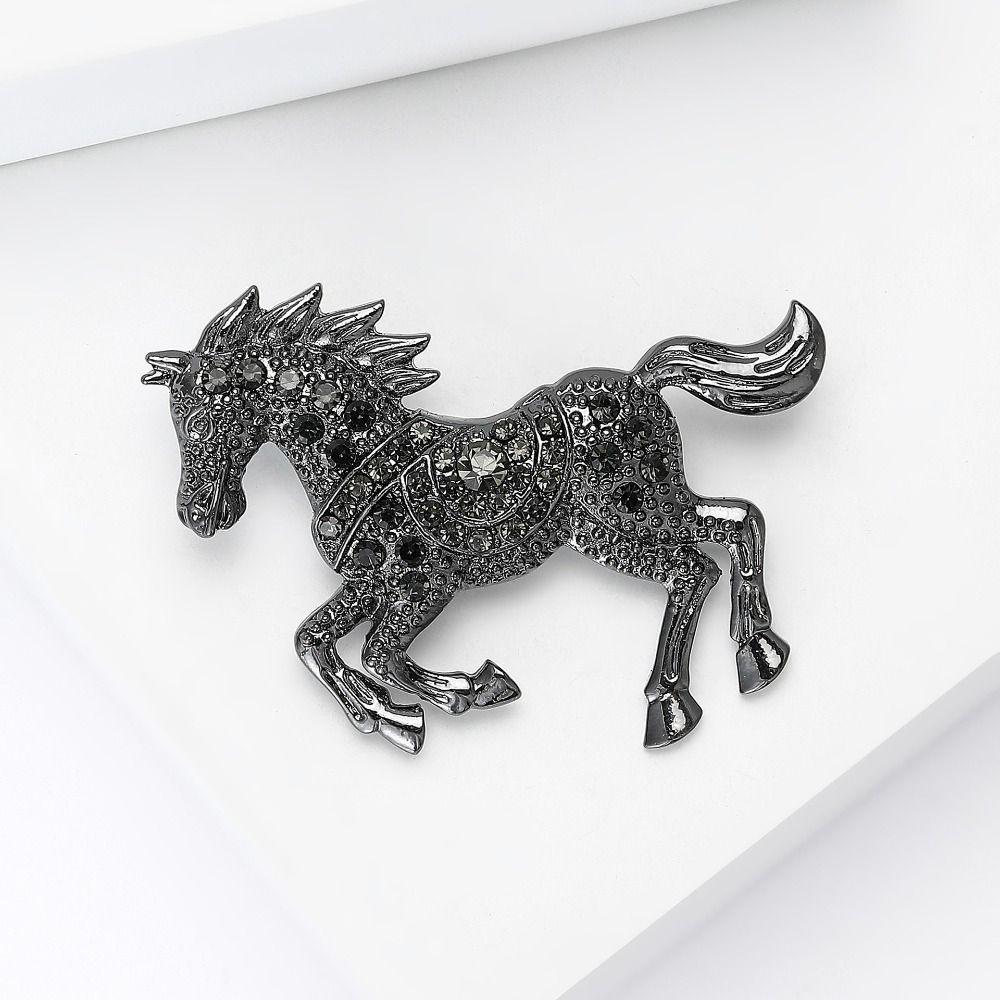 Casual Zodiac Animal Lapel Pins Luxury Metal Badge Pin Rhinestone Horse Brooches New Year Gifts