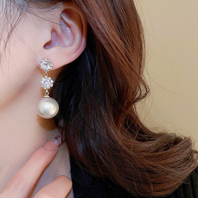 Huitan Elegant Lady Simulated Pearl Drop Earrings Female Wedding Ceremony Jewelry with Brilliant Zirconia Graceful Accessories