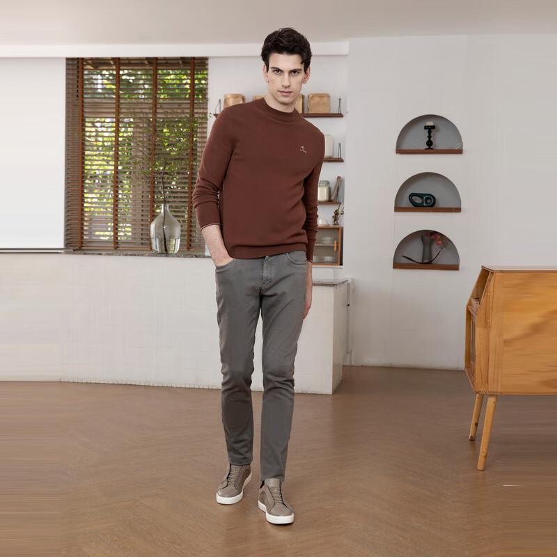 Мужской кашемировый свитер с круглым вырезом VICUTU