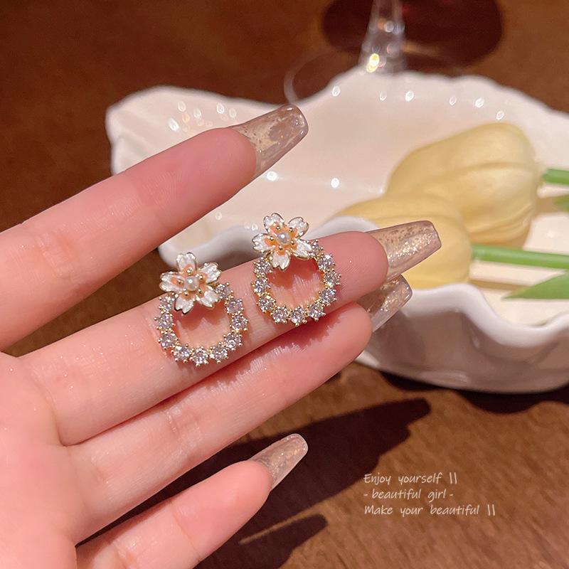 Простота Универсальность Продвинутое Ощущение Изысканный Цветок Полностью Инкрустированные Серьги Для Женщин