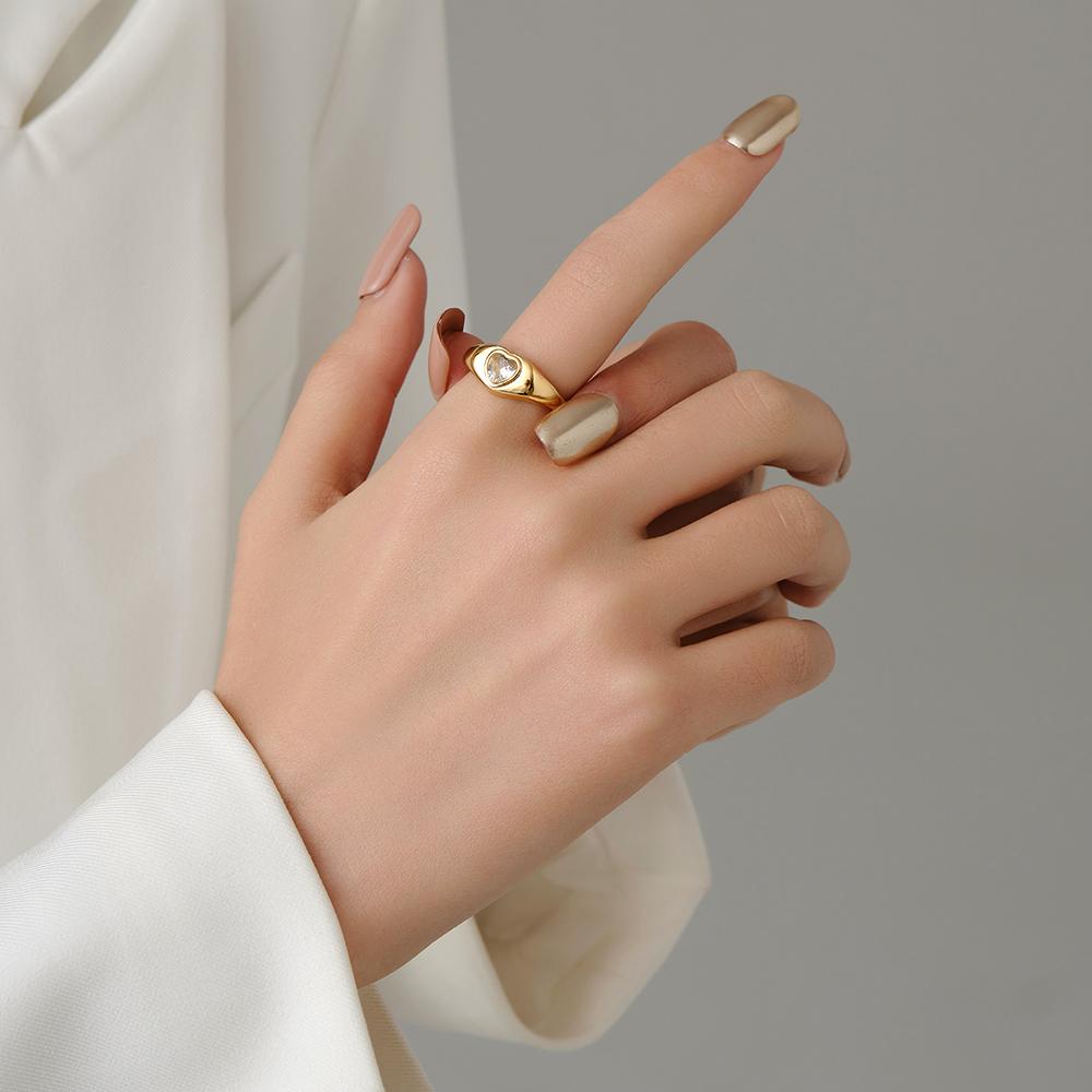 VQYSKO блестящее кольцо с цирконием и кристаллами в форме сердца, эффектное минималистическое кольцо для современных подарков подружке невесты, подарок на годовщину для женщин