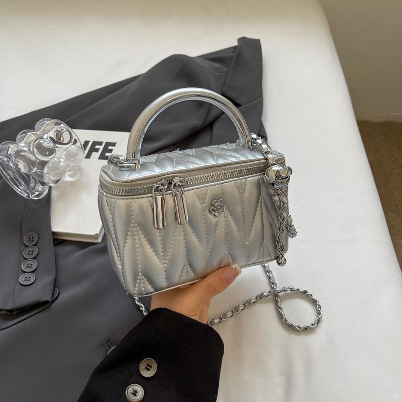 Маленькая сумка-ведро с вышивкой ромбами 2024 года, новая женская сумка, летняя сумка в иностранном стиле, универсальная сумка-мессенджер, маленькая квадратная сумка