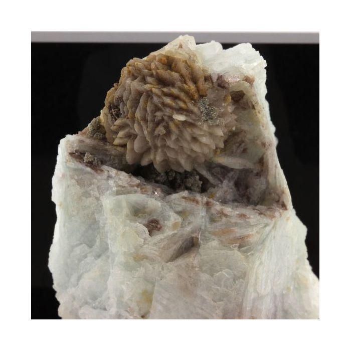 Stokesite + Albite 388.8 carats