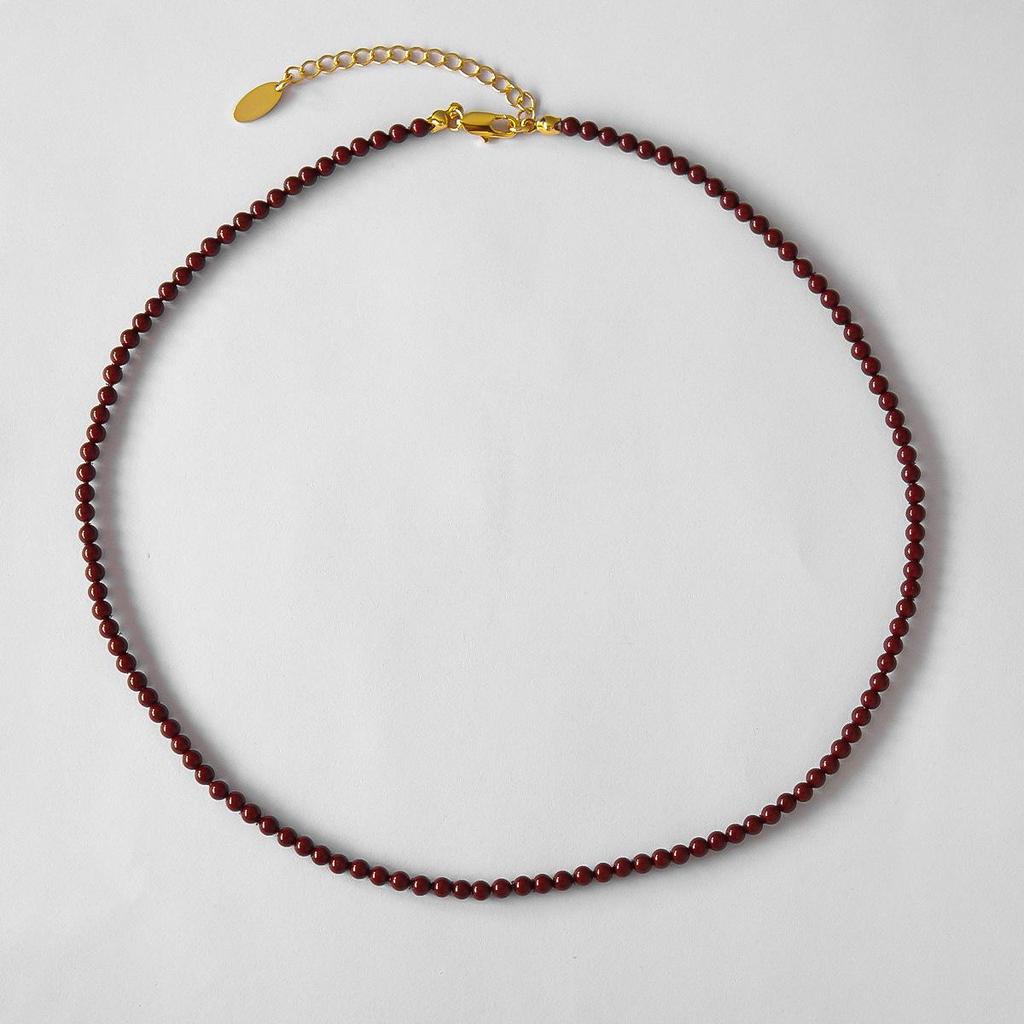 Праздничное красное жемчужное колье на ключицу - Коллекция «Зимний бис»