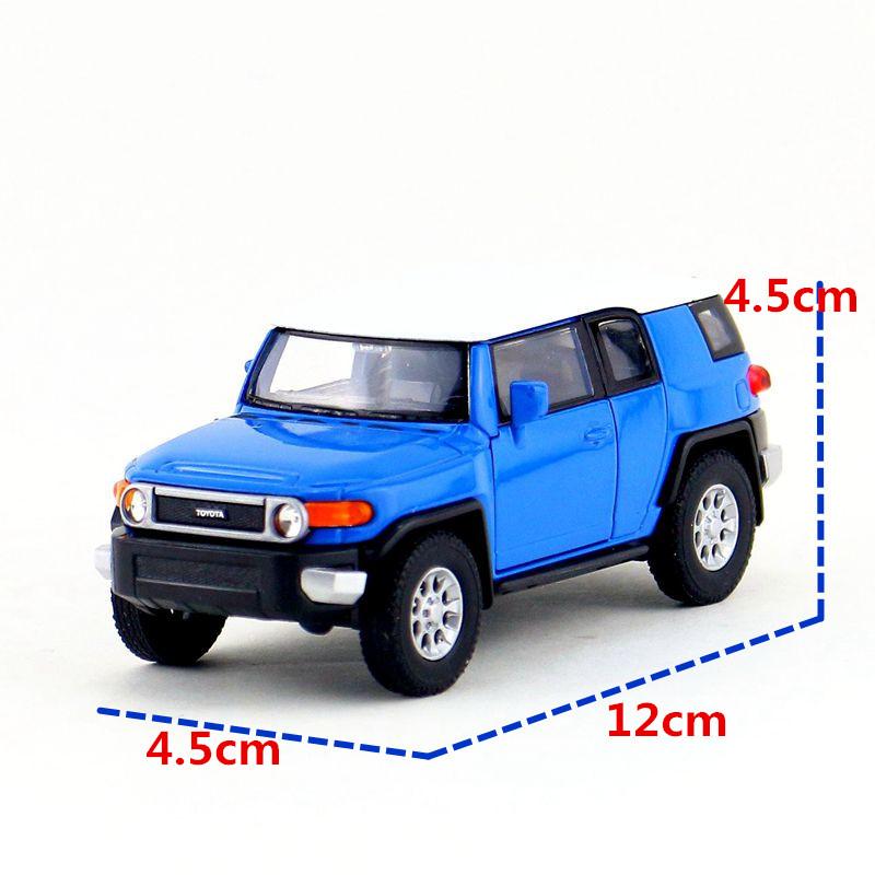 1/36 TOYOTA FJ Crusier игрушечная модель автомобиля для детей Welly литой внедорожный миниатюрный автомобиль инерционный коллекционный подарок для мальчика