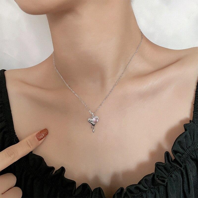 Melting Heart Necklace Retro High Sense Irregular Pink Zircon Letters Love Heart Clavicle Chain Girl Gift for Girlfriend