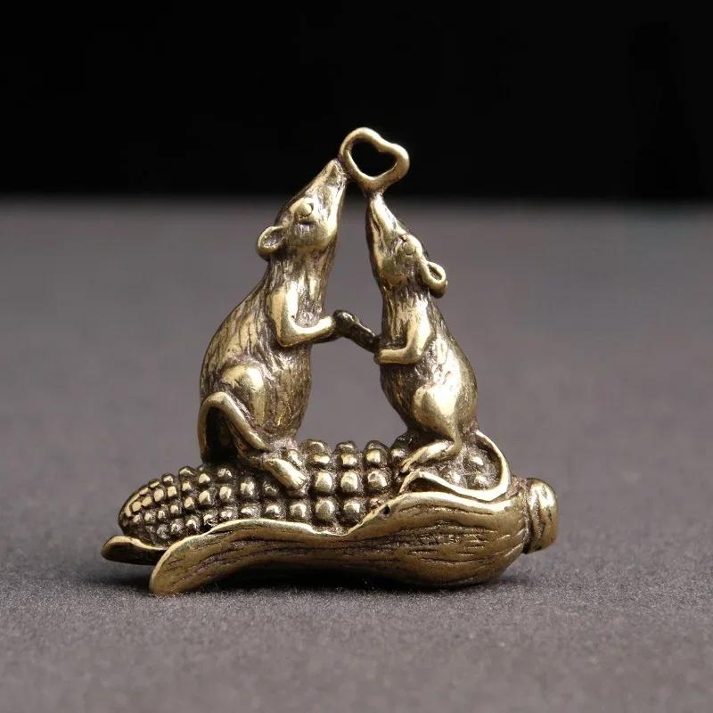 Pure Brass Lion and Mice Love Corn Figurine Car Keychain Pendant Chinese Vintage Lucky Mouse Motorcycle Hanging Jewelry Crafts